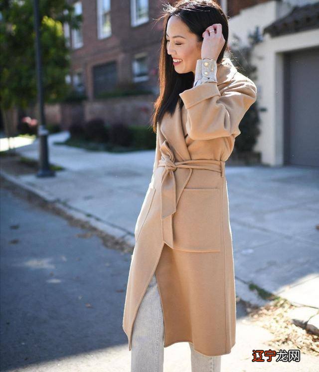 学会同色搭配法则,让你的造型更有个性