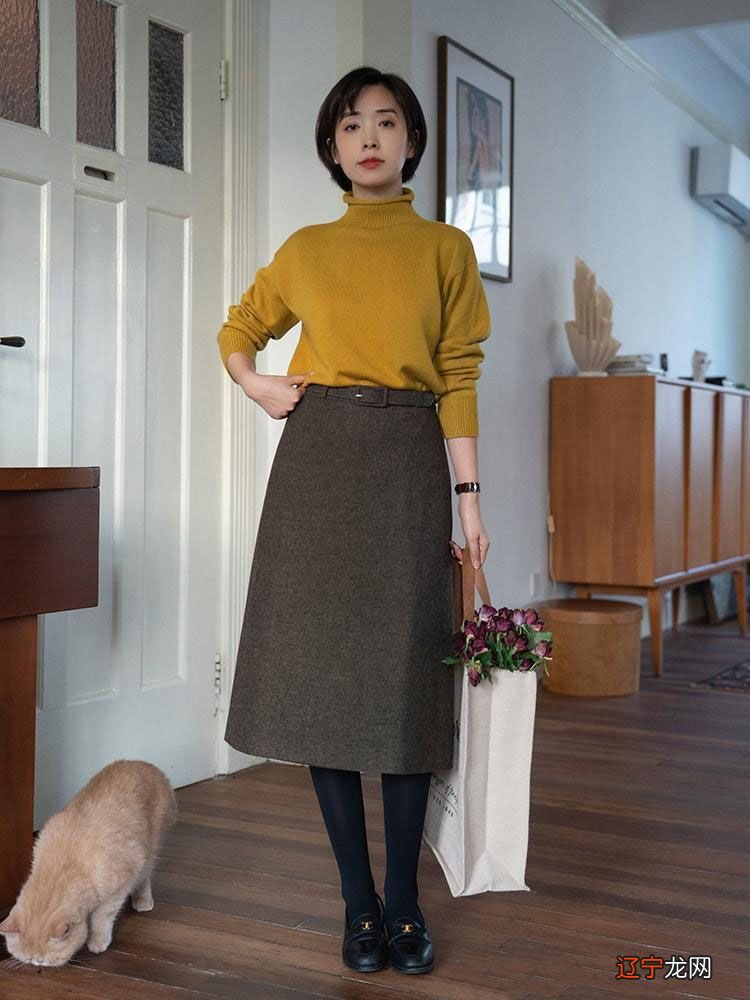 寒冷冬天的毛衣穿搭,学会这3个搭配技巧就够了,温柔时尚显年轻