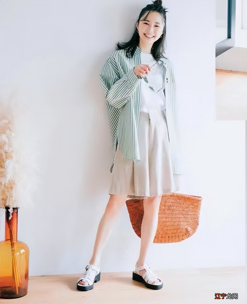 夏天穿“绿色”,为什么劝你小心?3个配色穿搭重点,一定要懂啊