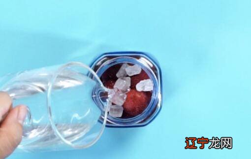 十斤白酒泡多少杨梅