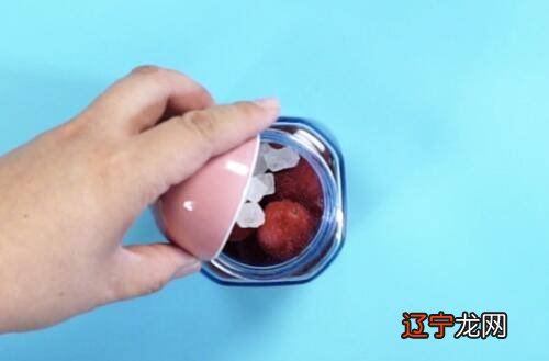 十斤白酒泡多少杨梅