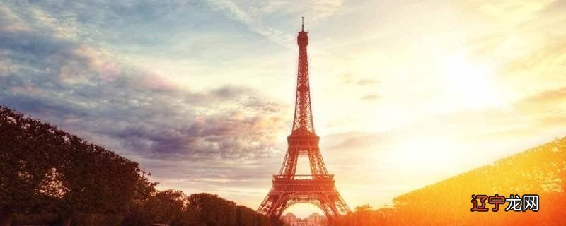 埃菲尔铁塔多高