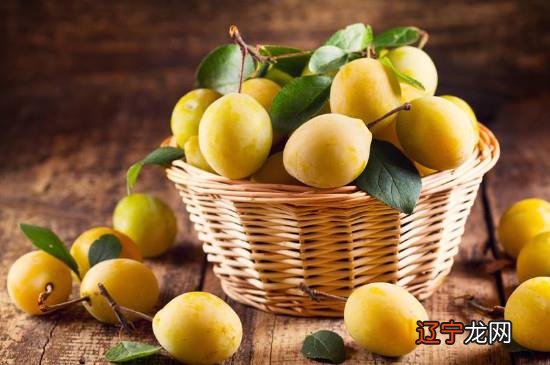 黄桃不能和什么一起吃?