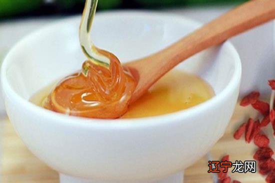蜂蜜可以和枸杞一起泡水喝吗