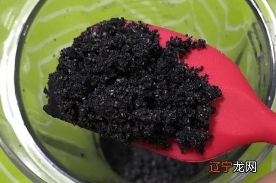 黑芝麻要不要炒熟和打碎?