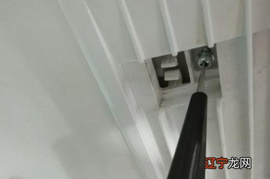 柜式空调怎么拆卸