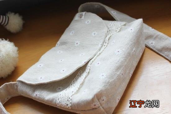 白色布包发黄怎么洗白