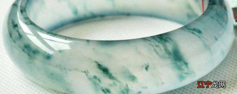 带有飘花的翡翠好抛光么