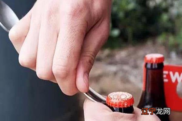 没有起子怎么开啤酒瓶 啤酒瓶盖的材质
